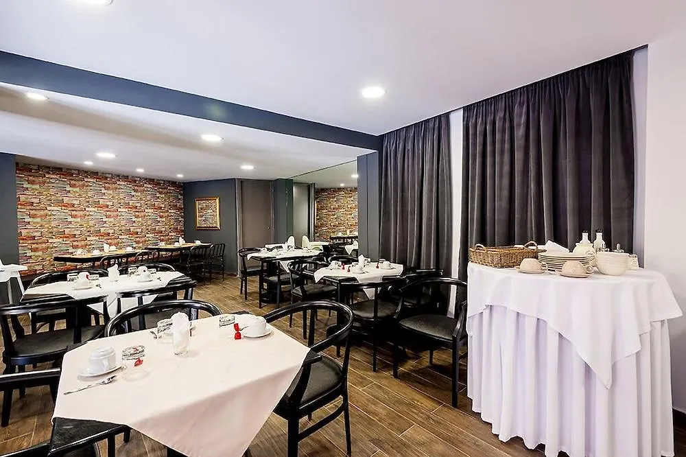 *** Apartahotel Elina Hotel Apartments Rétino Grecia