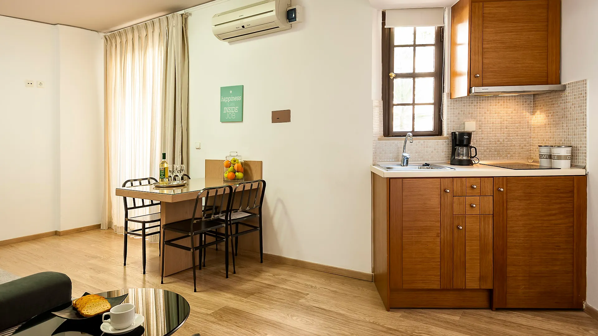 Elina Hotel Apartments Rétino Apartahotel
